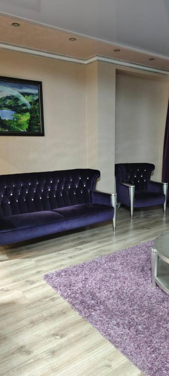 Nurly Tau 2Room Apartments Almaty Exterior photo