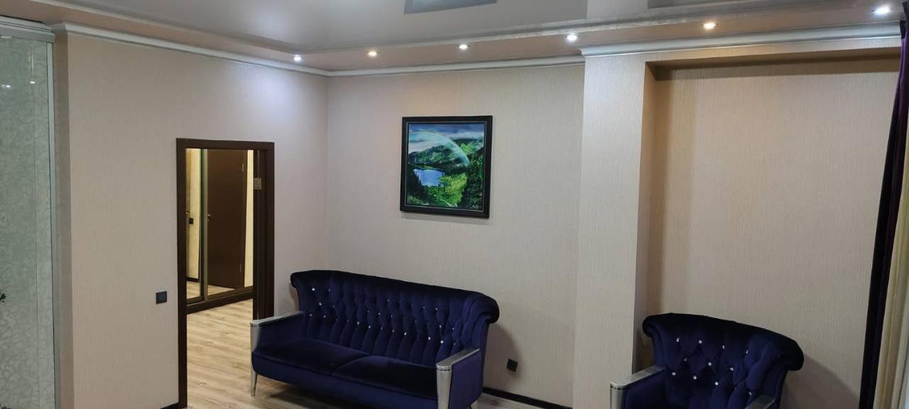 Nurly Tau 2Room Apartments Almaty Exterior photo